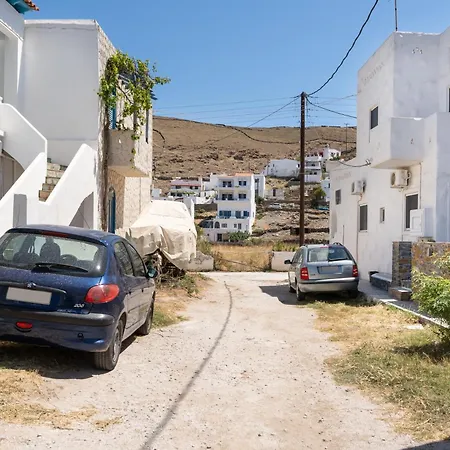 Demi's House * Kythnos